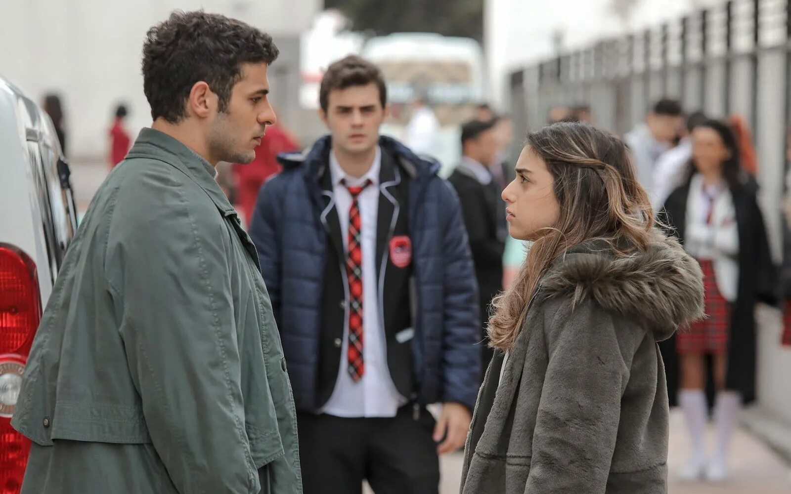 Мои братья и сестры дата выхода серий. Турецкий сериал 4 брата. Kardeşlerim турецкий сериал 2021. Мои братья мои сестры турецкий сериал. Братья и сестры турецкий сериал.