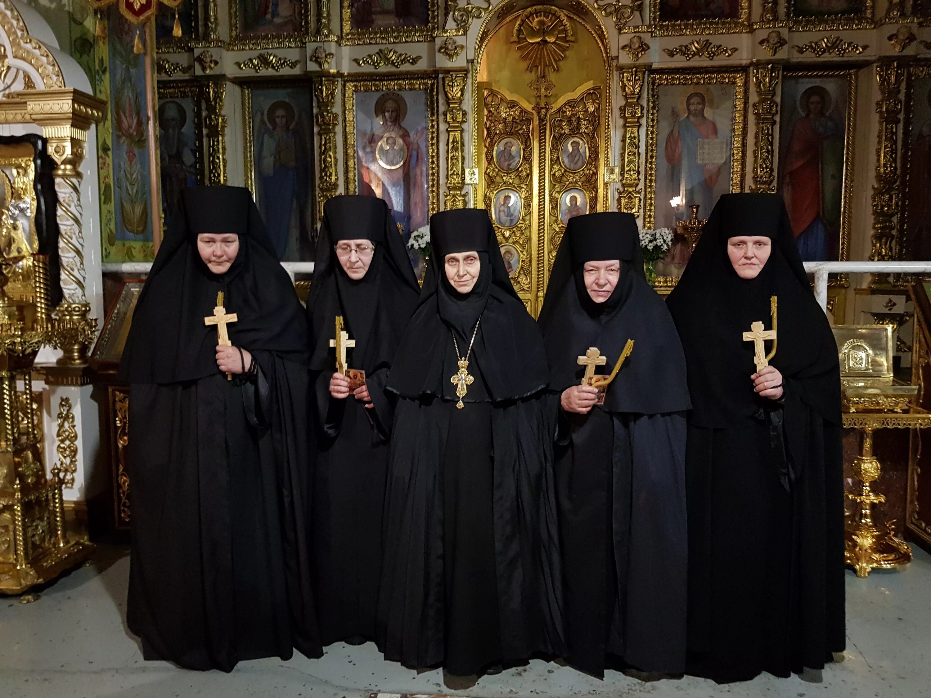 работа в монастыре с проживанием и оплатой. игуменья елисавета свято-елисаветинского. послушницы женского монастыря. работа в монастыре с проживанием и оплатой. игумения елизавета елисаветинский монастырь.