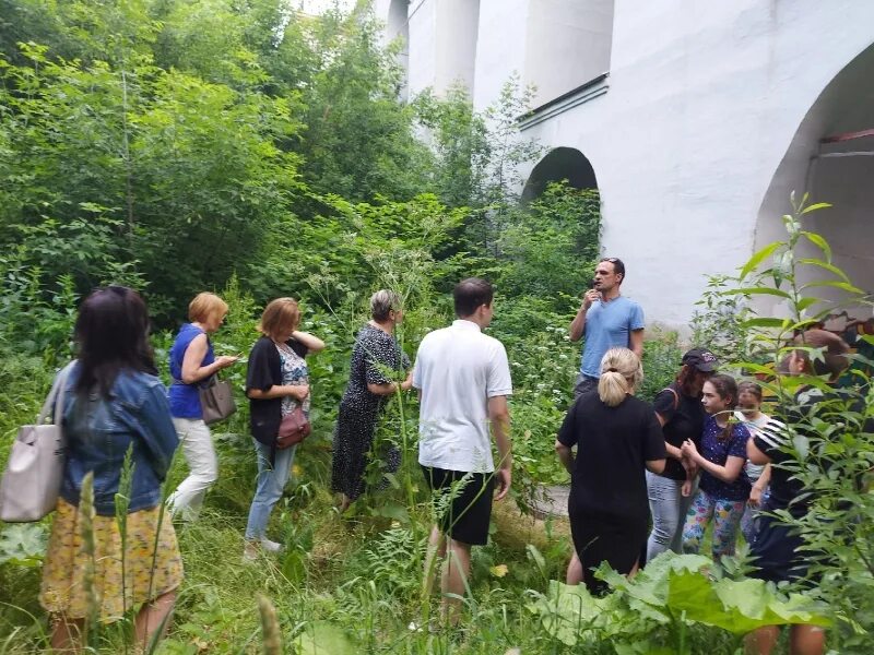 Калуга экскурсионная. Палаты Купцов Коробовых в Калуге. Калуга экскурсии. Экскурсии легенды. Экскурсия городские легенды.