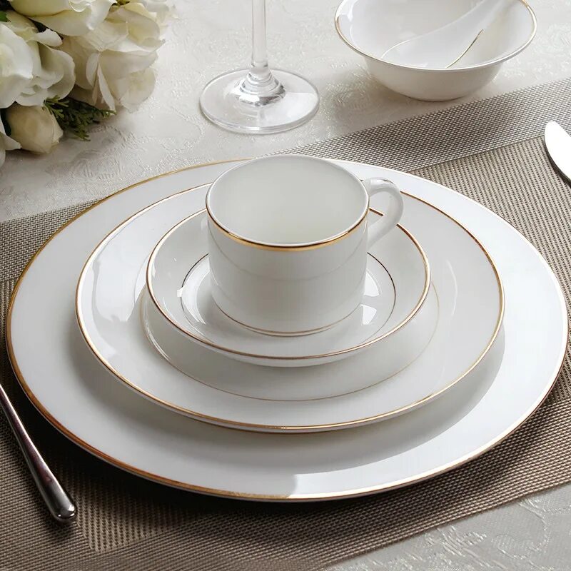 Фарфор fine bone. Fine bone porcelain чайный сервиз. богемия посуда fine bone porcelain. fine bone china костяной фарфор. сервиз чайный fine porcelain style japan.