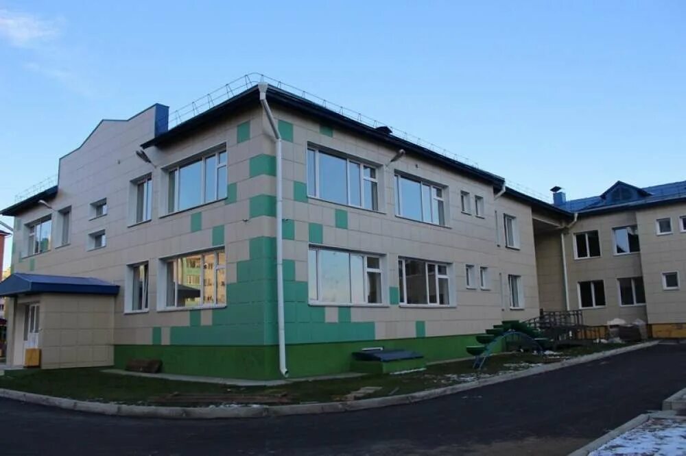 Площадка в детском саду. Джирим детский сад хакасия. Детский сад иванушка абакан. Детские сады города абакан. Абакан новый садик.