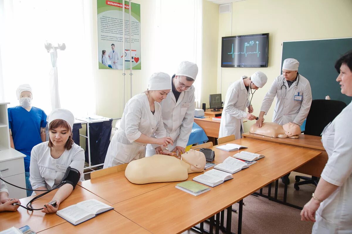 Сайт медицинского колледжа поступившие. Мед колледж Белгород. Медицинский колледж старый Оскол. Медицинский колледж БЕЛГУ. Медицинский колледж на Преображенской Белгород.