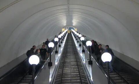 Метро белорусская маяковская