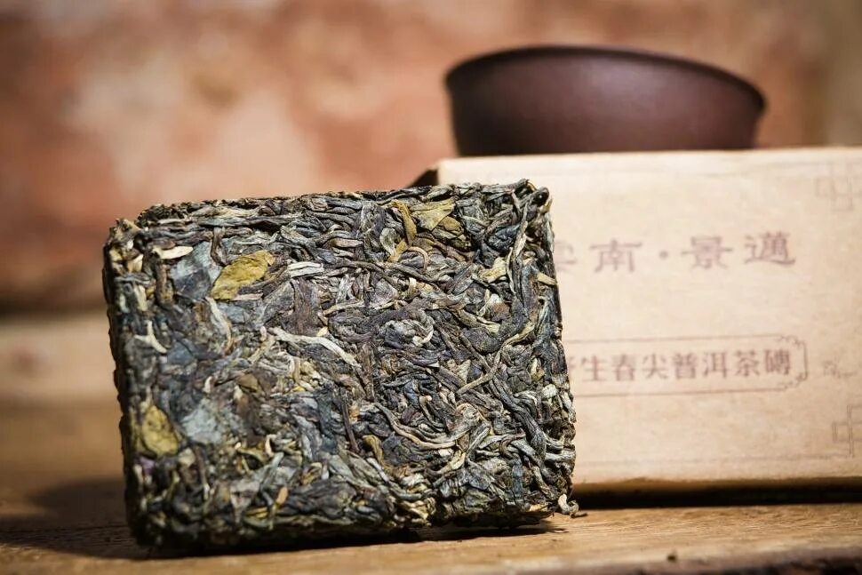 Как правильно заварить прессованный чай. Китайский зелёный чай Шен пуэр. Шу пуэр и Шен пуэр. Чай Шен пуэр (зеленый). Чай пуэр Шу Шен.