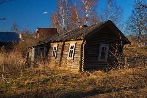 Деревня старая сама