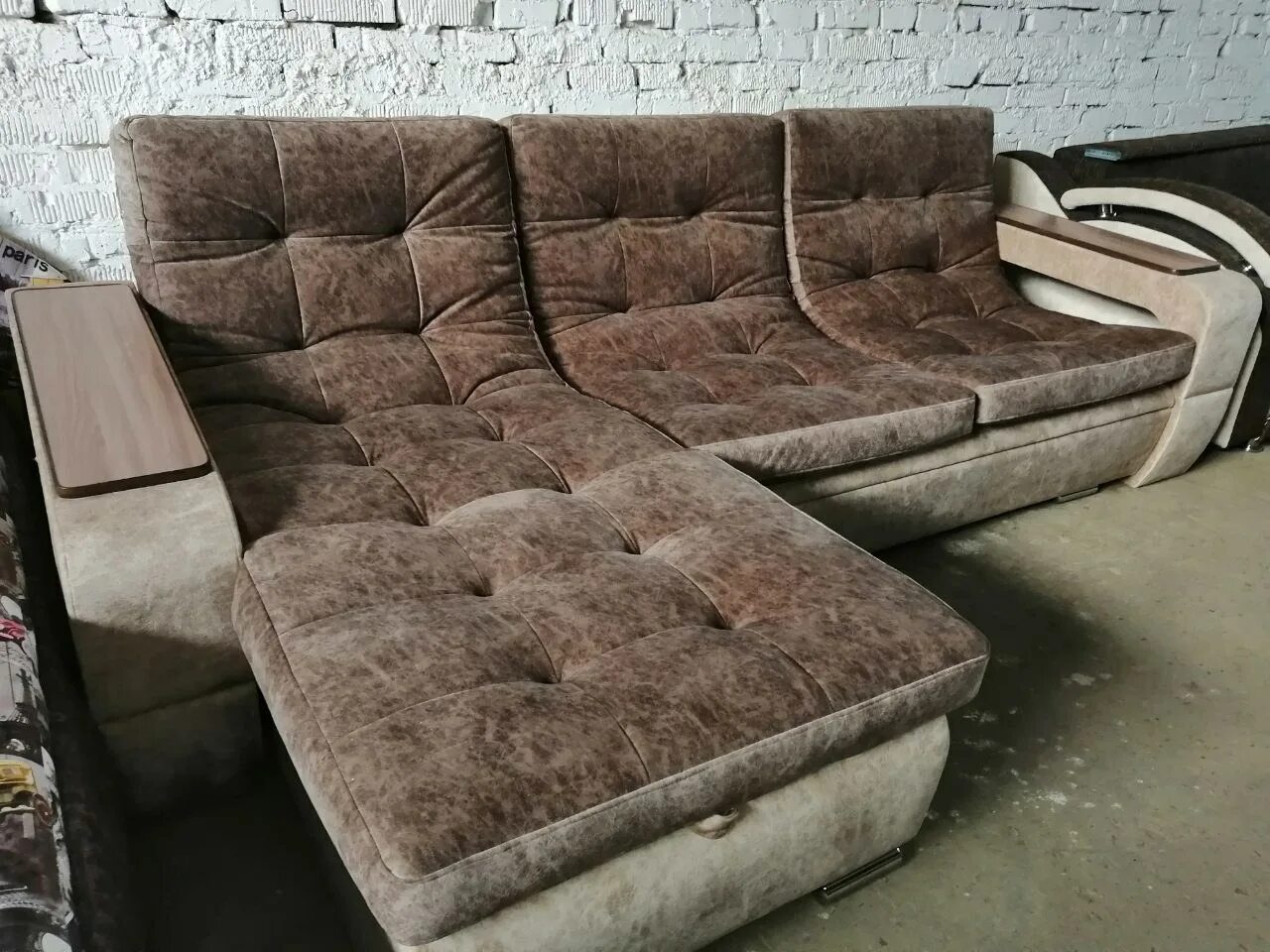 Магазин диван диваныч канск. Диван диваныч канск. магазин диван диваныч канск эйдемана. диван выкатной каскад от диван диваныч. трехместные деревянные диваныч.
