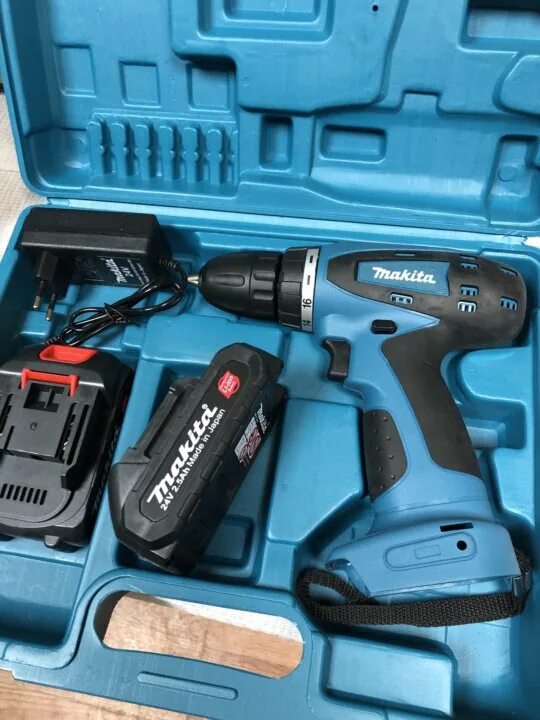 Шуруповерт 24л 2к. Шуруповёрт макита 24 вольт. шуруповерт makita 24v. шуруповерт макита 12 вольт. шуруповерт макита 24в.