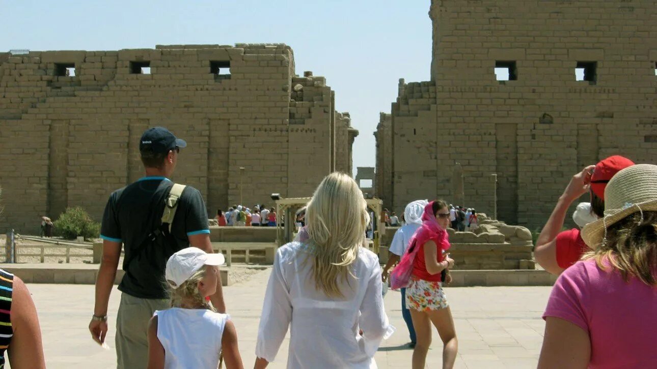 Можно ли сейчас в египет. Экскурсии в Хургаде 2022. Египет для туристов 2022. Туристы в Египте. Одежда для Египта туристам.