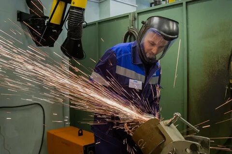 Сварщика слесаря сантехника