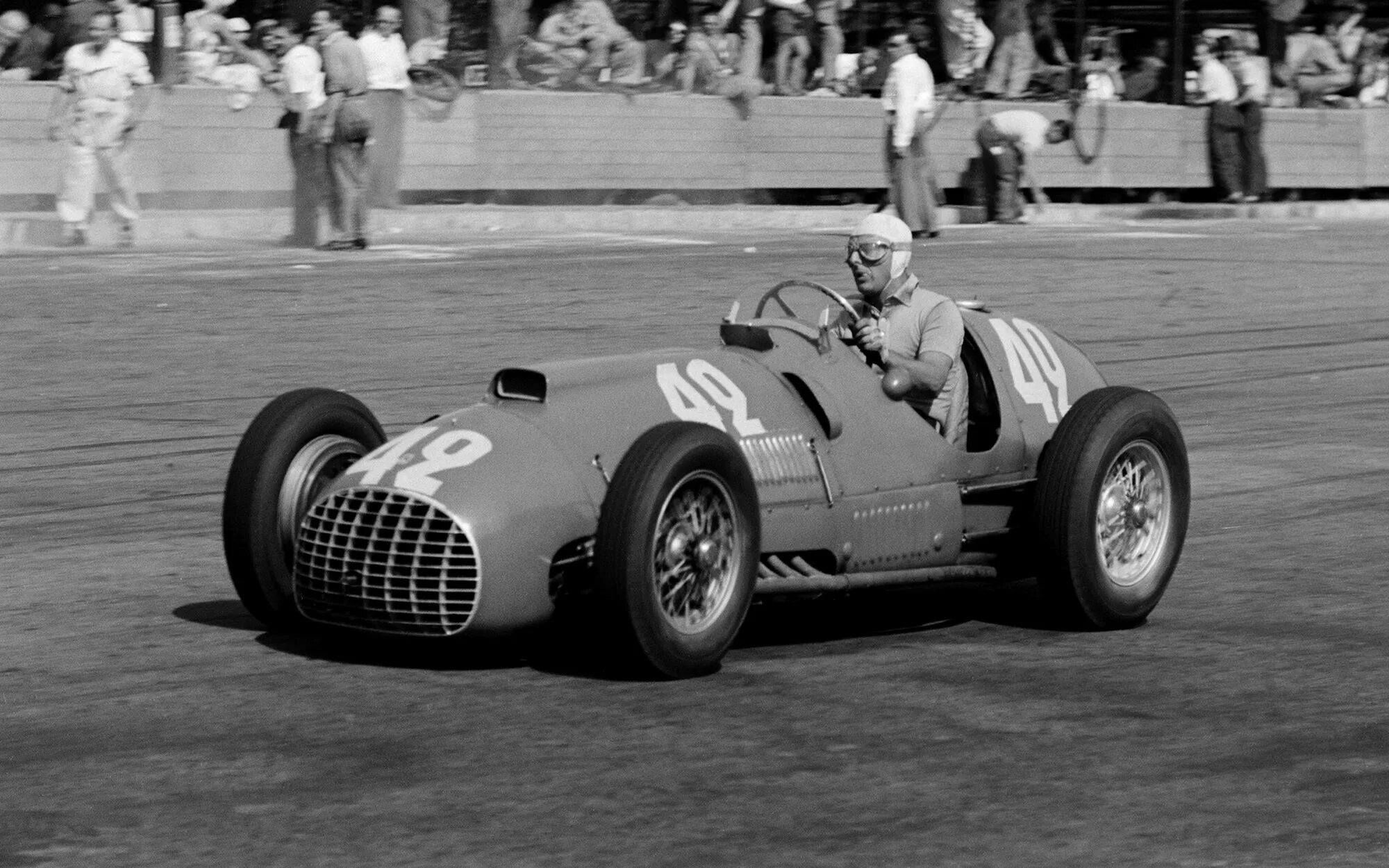 Само 1 40. Ferrari 375 f1. Ferrari f1 1950. Болид f1 1950. Формула 1 1950.