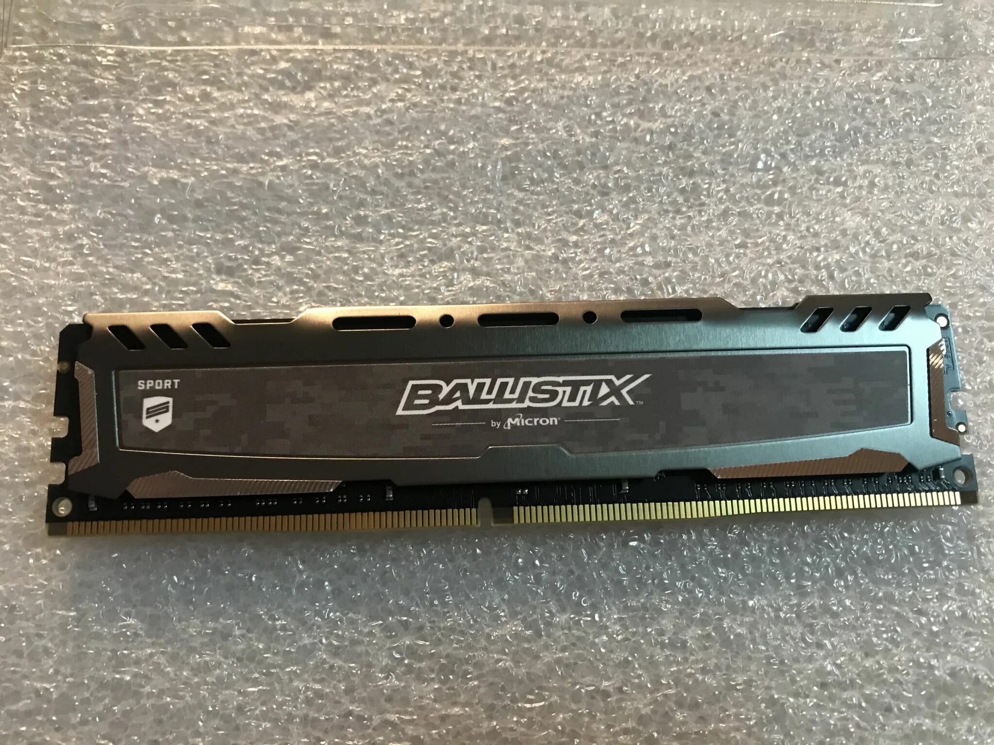 Skill aegis 3000mhz. Оперативная память 8 гб ballistix. Ballistix sport 8gb ddr4. Gloway ddr4 16gb. Ballistix ddr4 8gb.