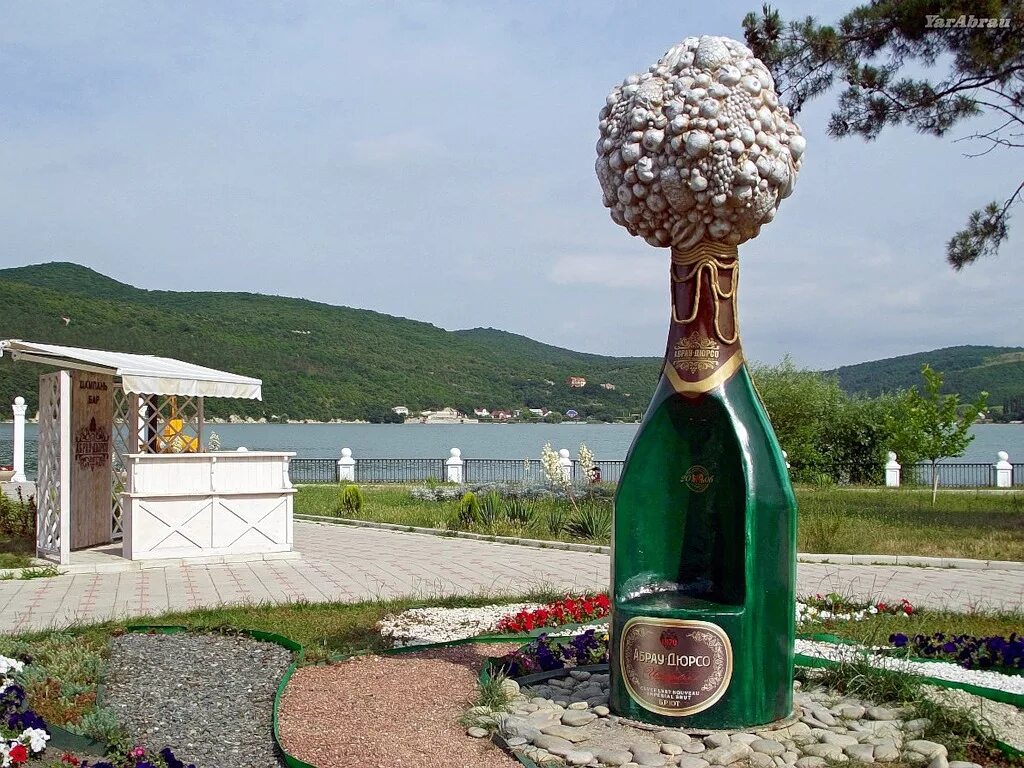 Россия: Лучшие достопримечательности и места для отдыха - Страница 41 из 53