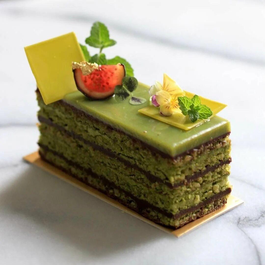 тануки фисташковый торт. торт крепвиль. фисташковый крем чиз для торта. торт «фисташковый с малиной» айс. фисташковый ганаш.