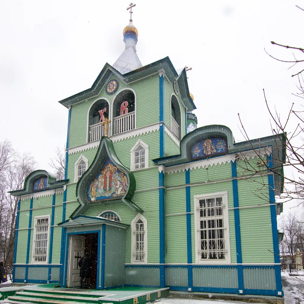 Серафимовский храм на Серафимовском кладбище.