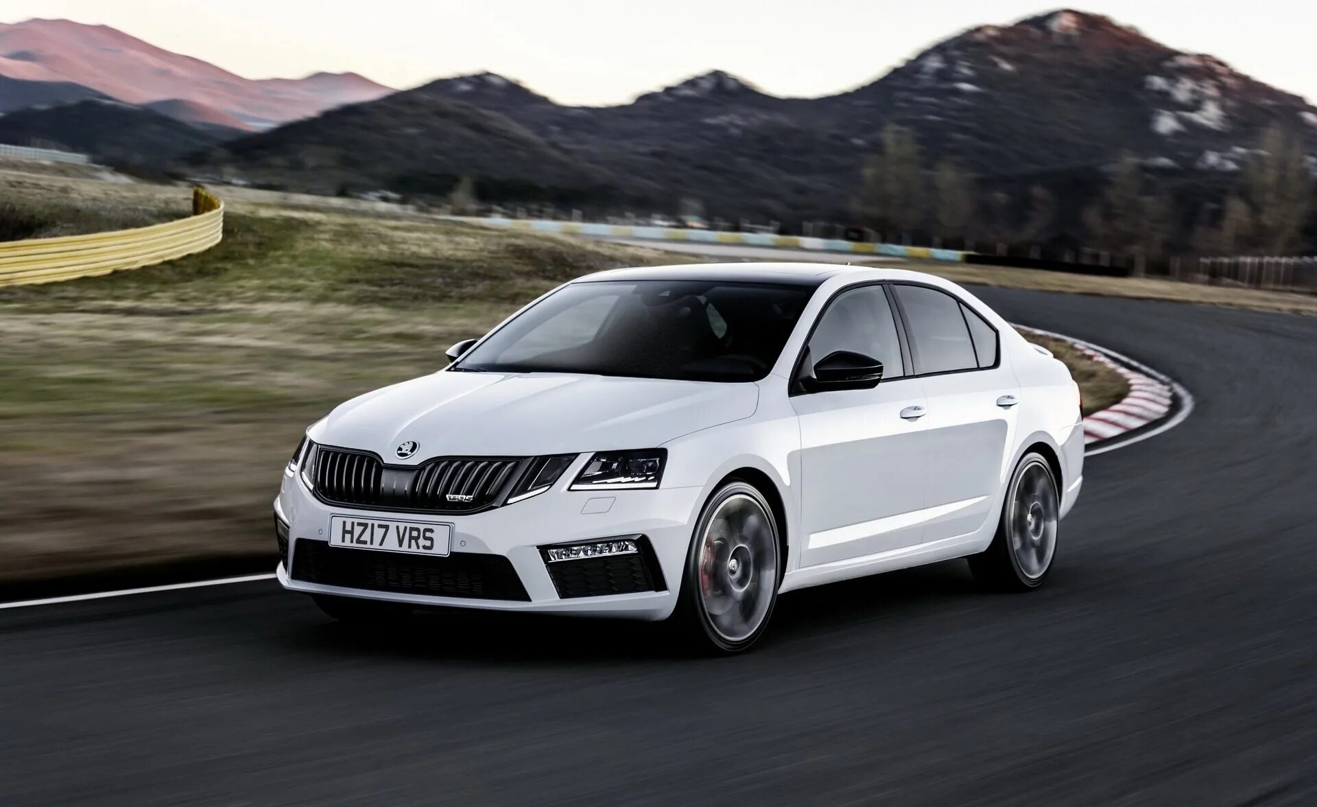 Skoda octavia rs 2020 2023. Skoda Octavia RS 2017. Skoda Octavia 2022.