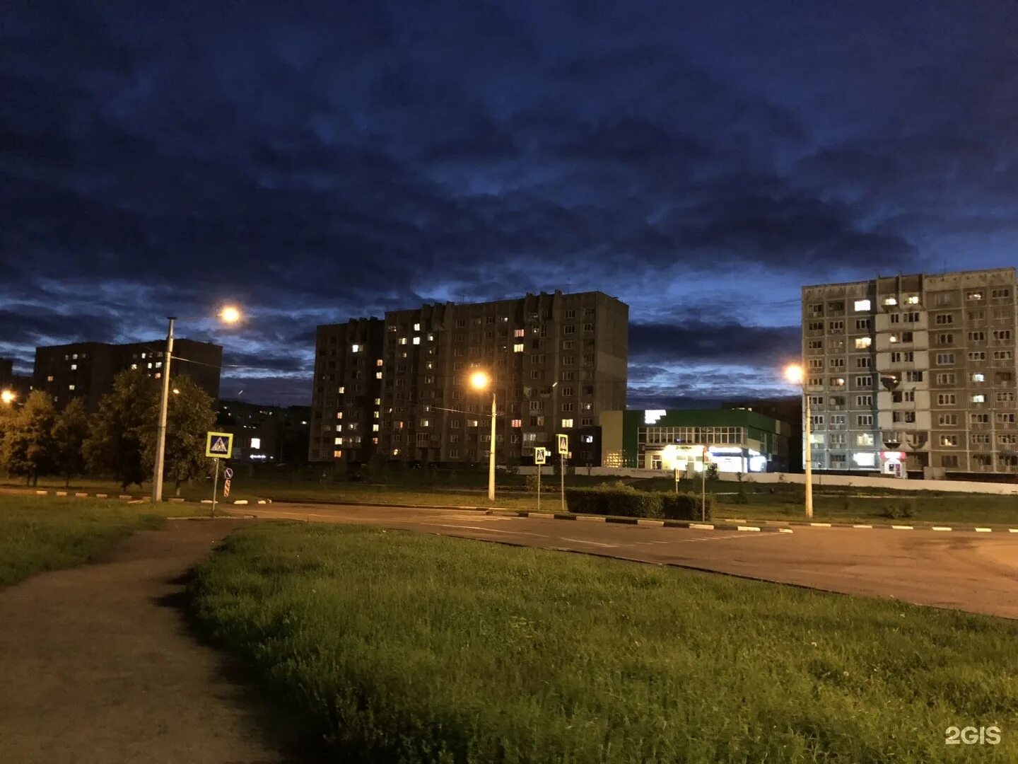 МЖК Новокузнецк Новоильинский район. Площадь Новоильинского района города Новокузнецка. 100 Новоильинский район Новокузнецк. Новокузнецк Березовая роща Новоильинский район.