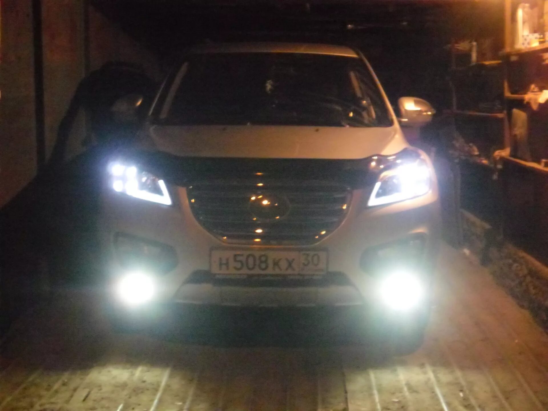 Противотуманная фара лифан х60. ДХО Lifan x60. Led противотуманки Lifan x60. Противотуманки передние на Лифан х60. Лифан х60 дневной свет.