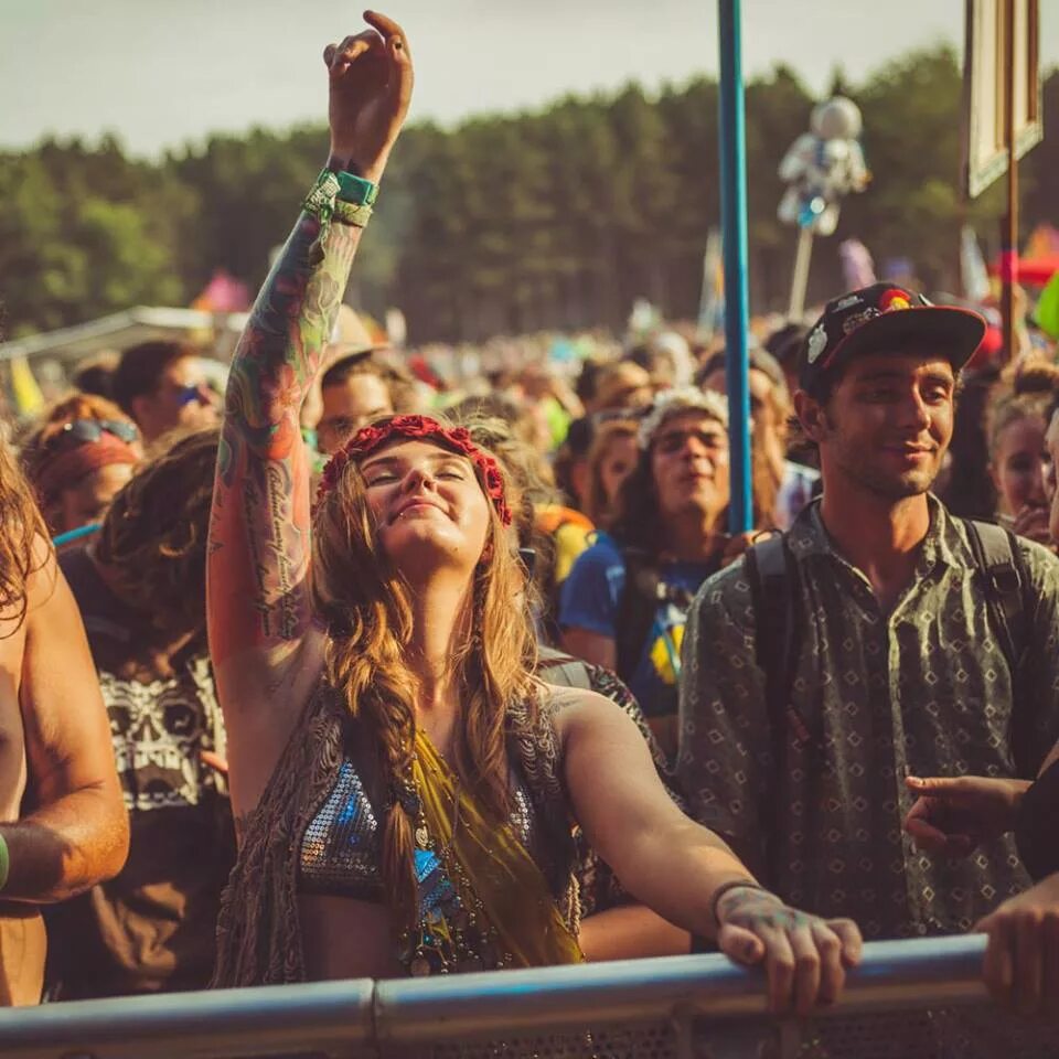 молодежная субкультура хиппи. хиппи сша 60-е. хиппи дэвид берг. хиппи субкультура. хиппи призывавший к миру.