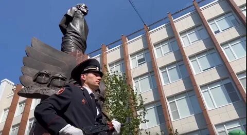 Открытие памятника востротину екатеринбург