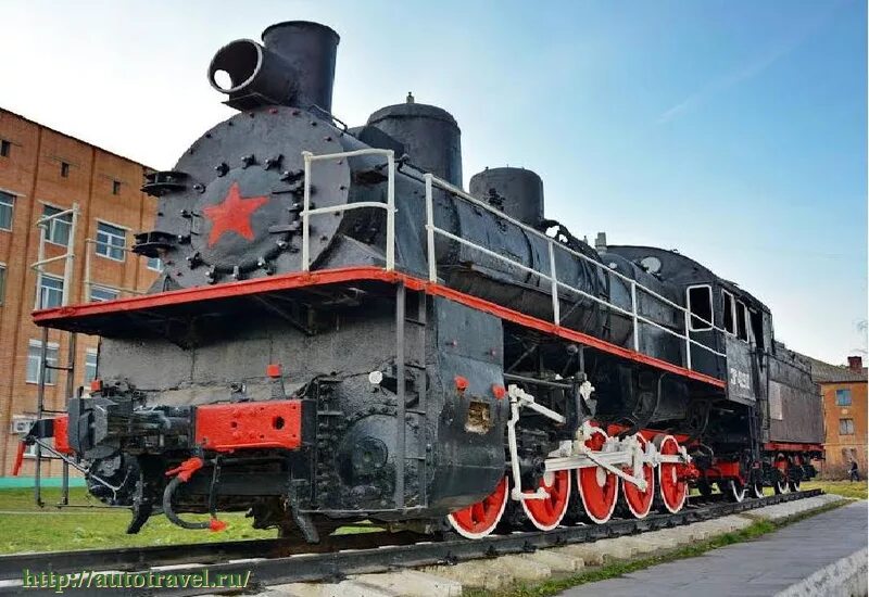 Паровоз эш-4290 в вязьма. Паровозы где стоят. Кабина паровоза. База запаса рославль 2. Паровозная база запаса рославль.