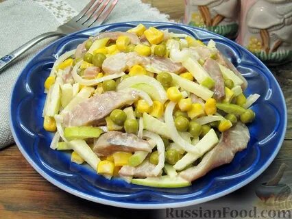 Салат из зеленого горошка и кукурузы