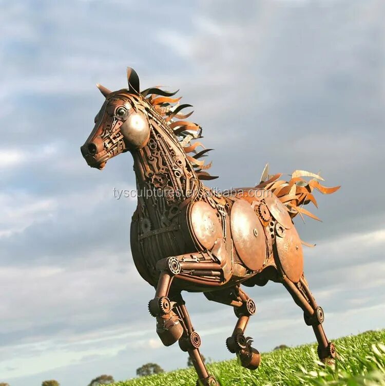 Металлическая лошадь. Лошадь из металла. Железный конь белгород. Конь из металла. Белая металлическая лошадь.