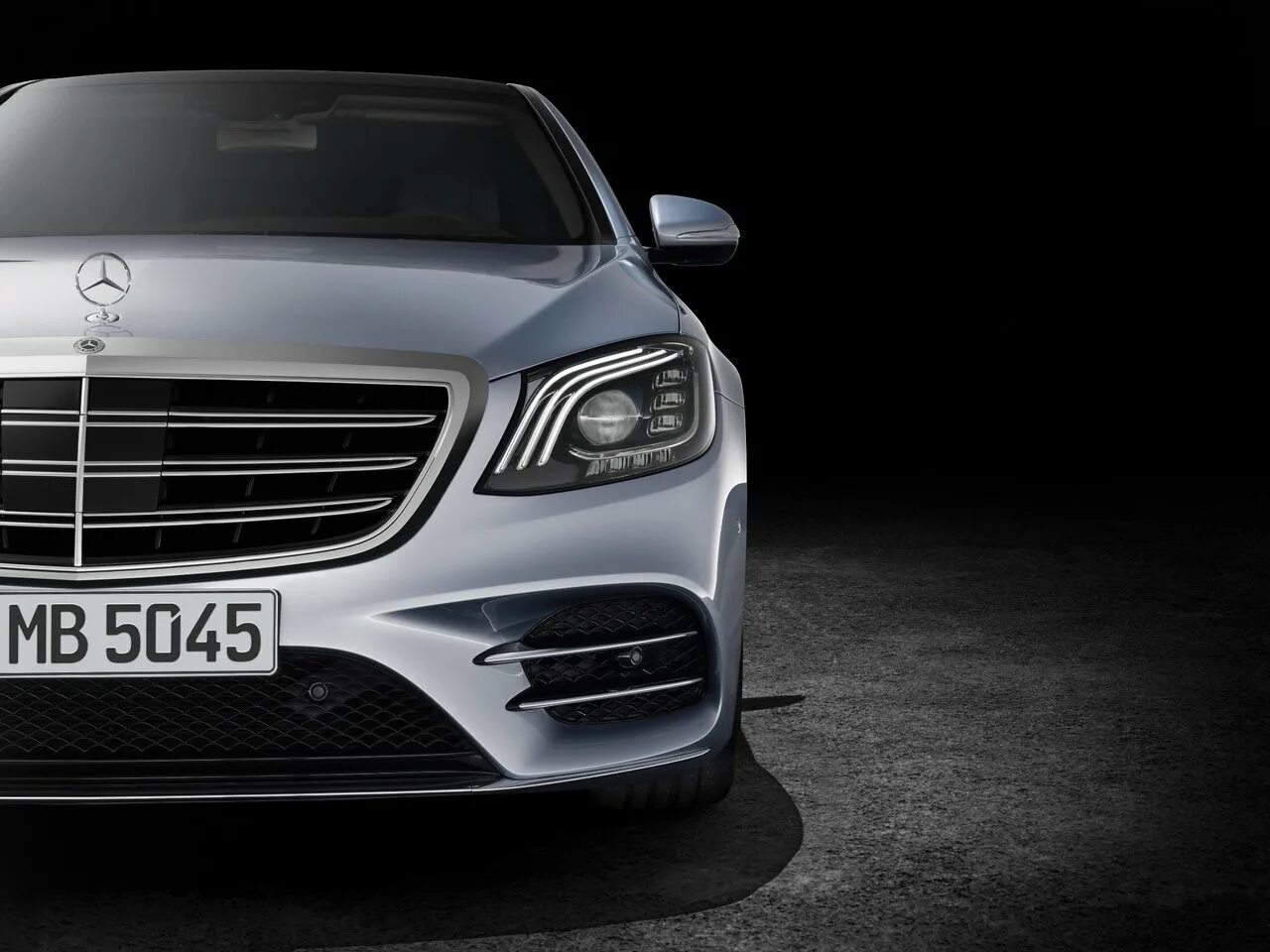 Рестайлинг 222. Мерседес w222 рестайлинг. мерседес-бенц s класс w222. mercedes benz s class w222 рестайлинг. mercedes w222 2018.