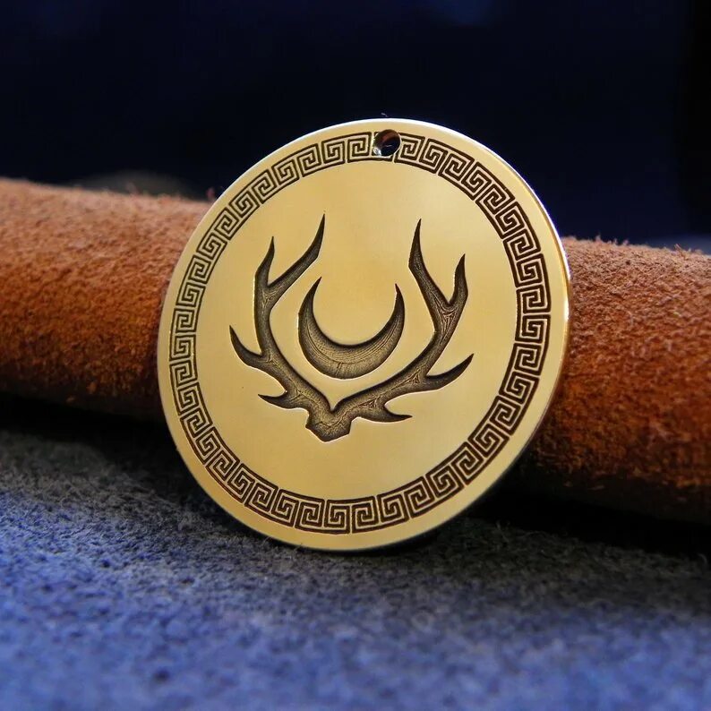 Символ артемиды. Амулет артемиды. Артемиды logo. Символ артемиды. Символ артемиды.