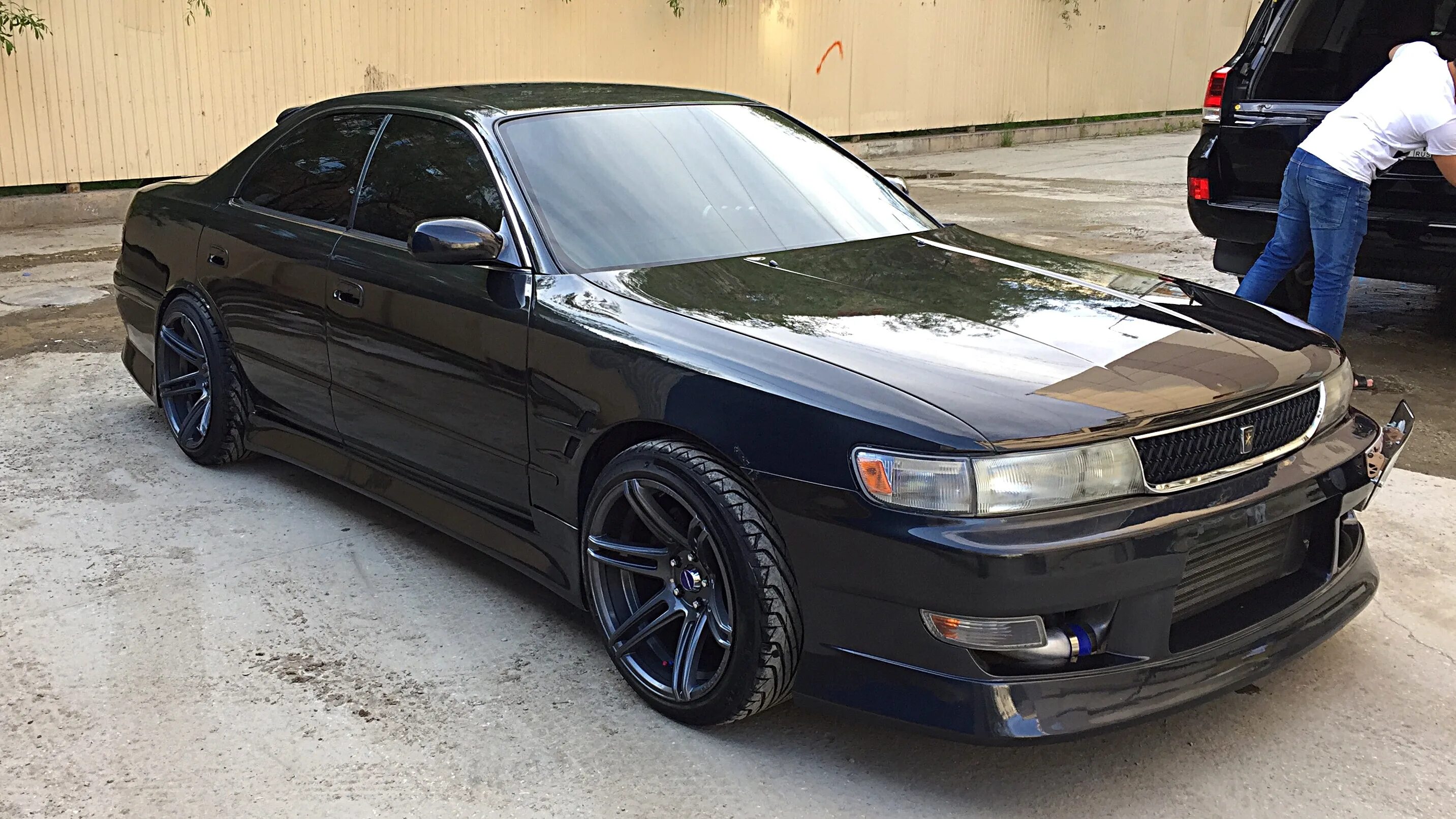 Купить кресту 90 кузов. Toyota Chaser 90. Toyota Chaser jzx90. Toyota Chaser 90 Tourer. Toyota Chaser 90 черный.