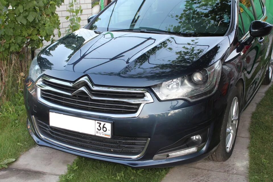 Citroen c4 линзы. Фара Ситроен с4. Линзы Ситроен с4. Ситроен с4 линзы drive2. Фары ситроен с4 хэтчбек