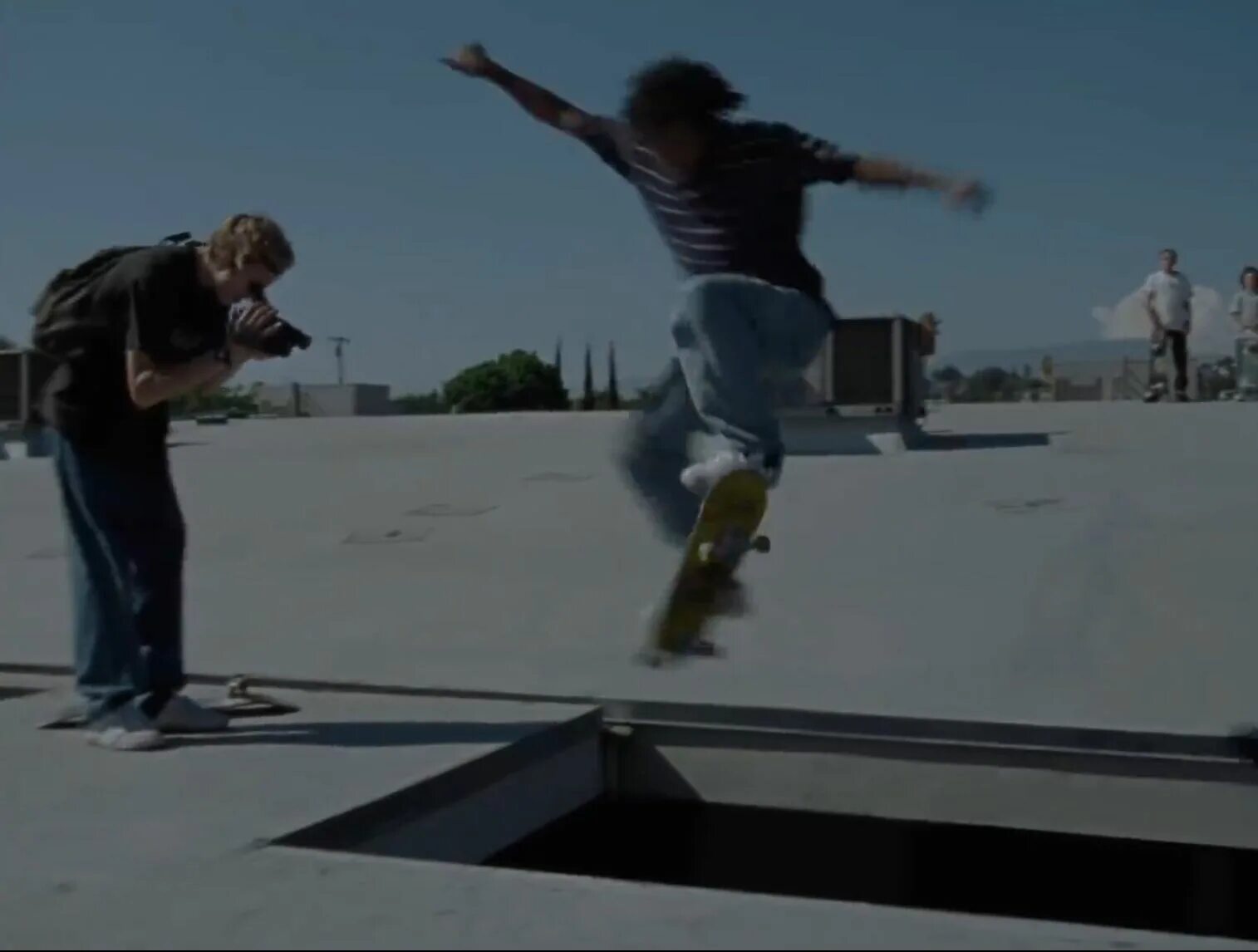 Skate films. Мид 90s. Джей адамс скейтбордист. Skate films. Skate films.