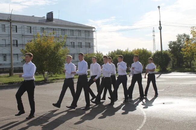 школа настоящего мужчины