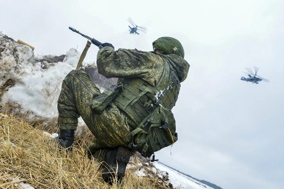 ССО РФ десантирование. Учения ВДВ. Десантники на учениях. ВДВ РФ учения. Вс рф захватили