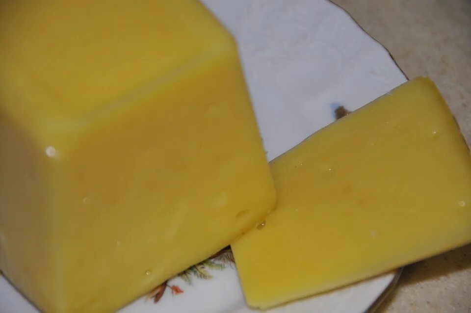 Как сделать сыр. Сыр из козьего творога. сыр из творога и соды. сыр из сыворотки твёрдый. домашний сыр из творога без молока.