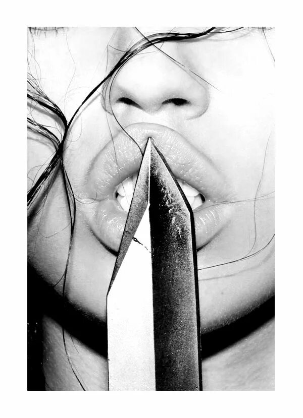 Губы на кончике ножа манхва. Закругленный кончик лезвия ножа. 1 гр на кончике ножа. Губы на кончике ножа 62. Укн-100 нож куттерный.