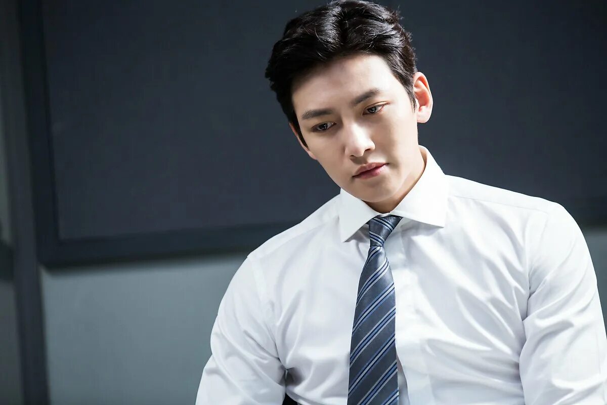 Ли джи ук дорамы. Ji Chang Wook. Чжи Чан УК (Ji Chang Wook). Чи Чхан-УК фото. Чжи Чан УК фильмография.