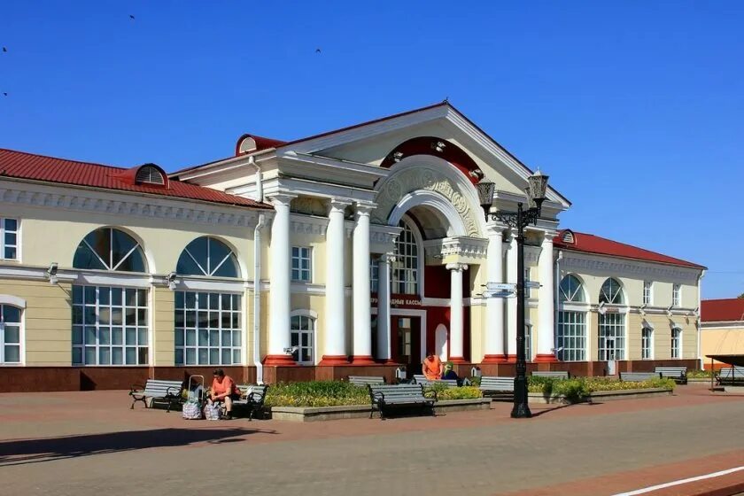 В Полоцке из-за букета цветов эвакуировали ж/д вокзал