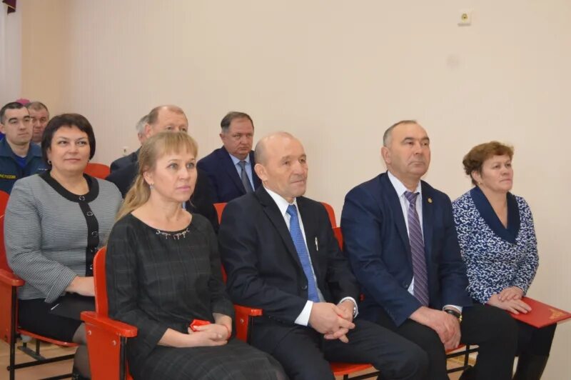 С красноармейское чувашской республики. Подслушано красноармейское чувашской. Подслушано красноармейское чувашской республики. Глава красноармейского района чувашской республики. Роно красноармейского района чувашия.