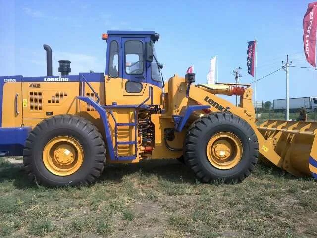Cdm 855. Погрузчик лонкинг 853. Погрузчик лонг кинг 855. Фронтальный погрузчик lonking cdm833. Cdm 855.