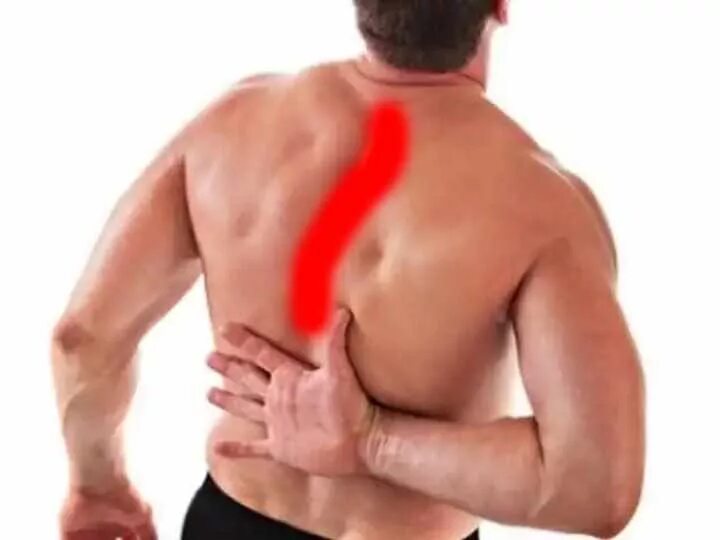 Сильные боли в области спины. Болит спина. Под лопаткой. Болит спина справа под лопаткой. Боль в спине под правой лопаткой.