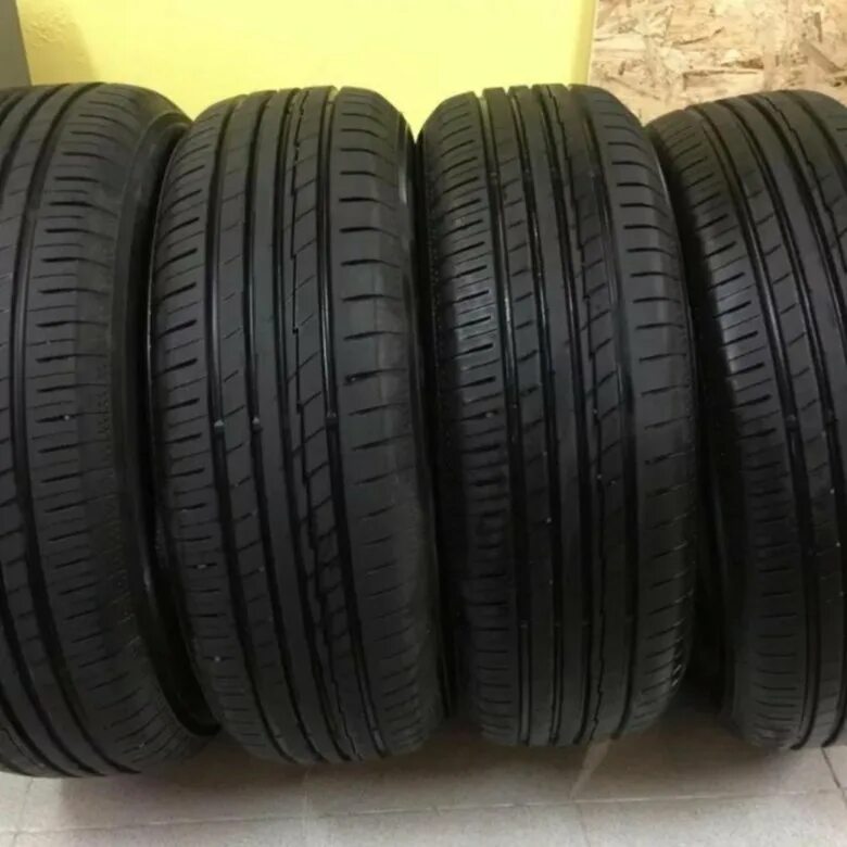 Yokohama bluearth xt 225 65 r17. Yokohama BLUEARTH ae50. Yokohama BLUEARTH ae50 215/65 r17. Yokohama BLUEARTH-A ae50 r17. Yokohama BLUEARTH-A AE-50 215/65 r17 99v.