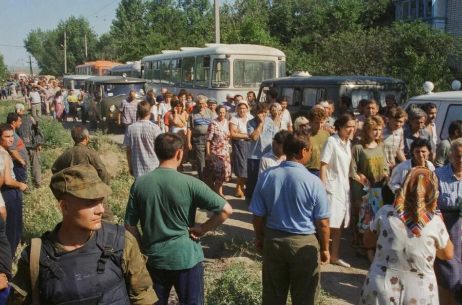 14 июня 1995. Басаев захват больницы Буденновск. Штурм больницы в Буденновске 1995.