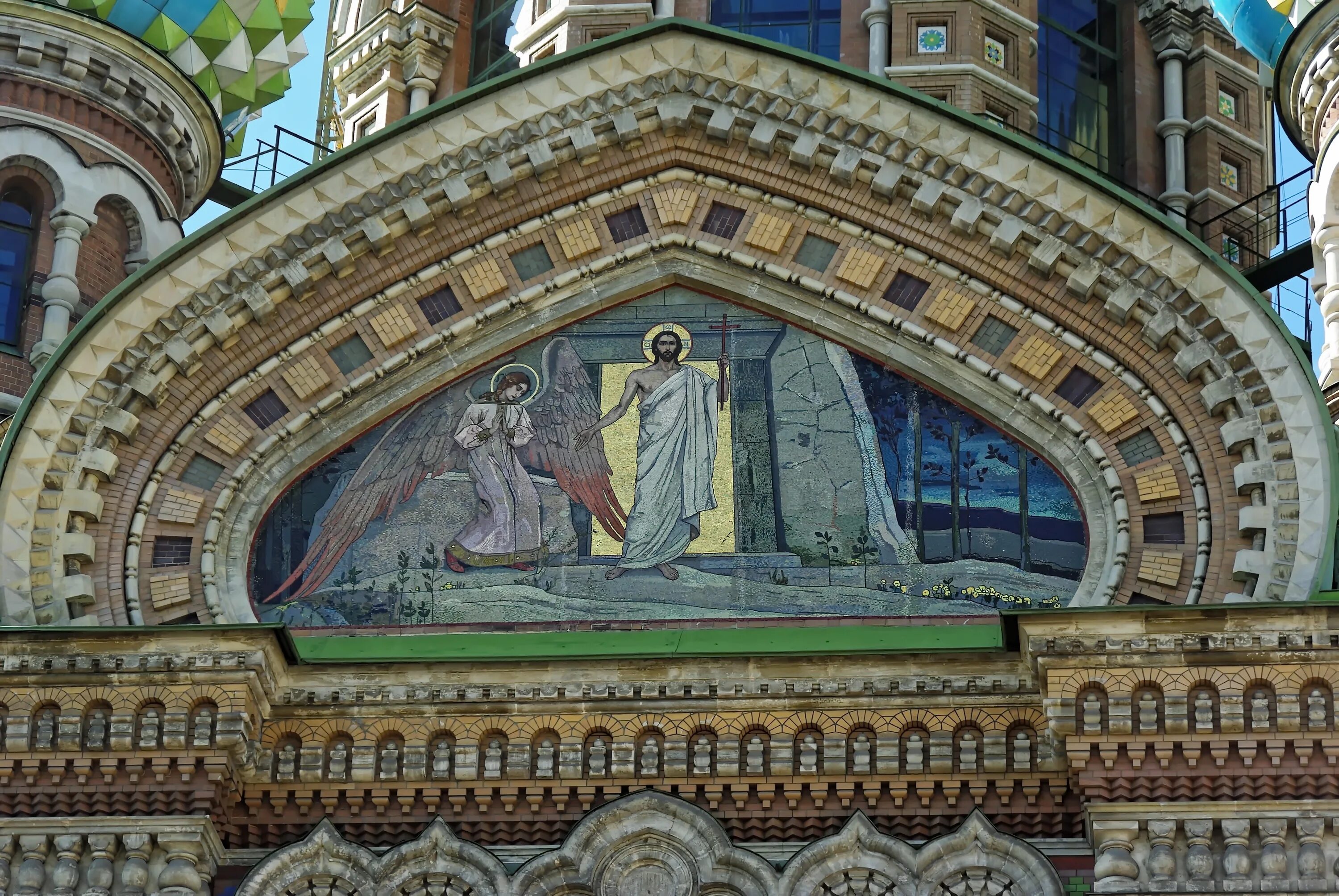 Церковь сан-франческо санпедор. В византийском стиле храм софии. Церковь панагия византия. Храмы пекина. В форме какого цветка выполнен экстерьер храма.