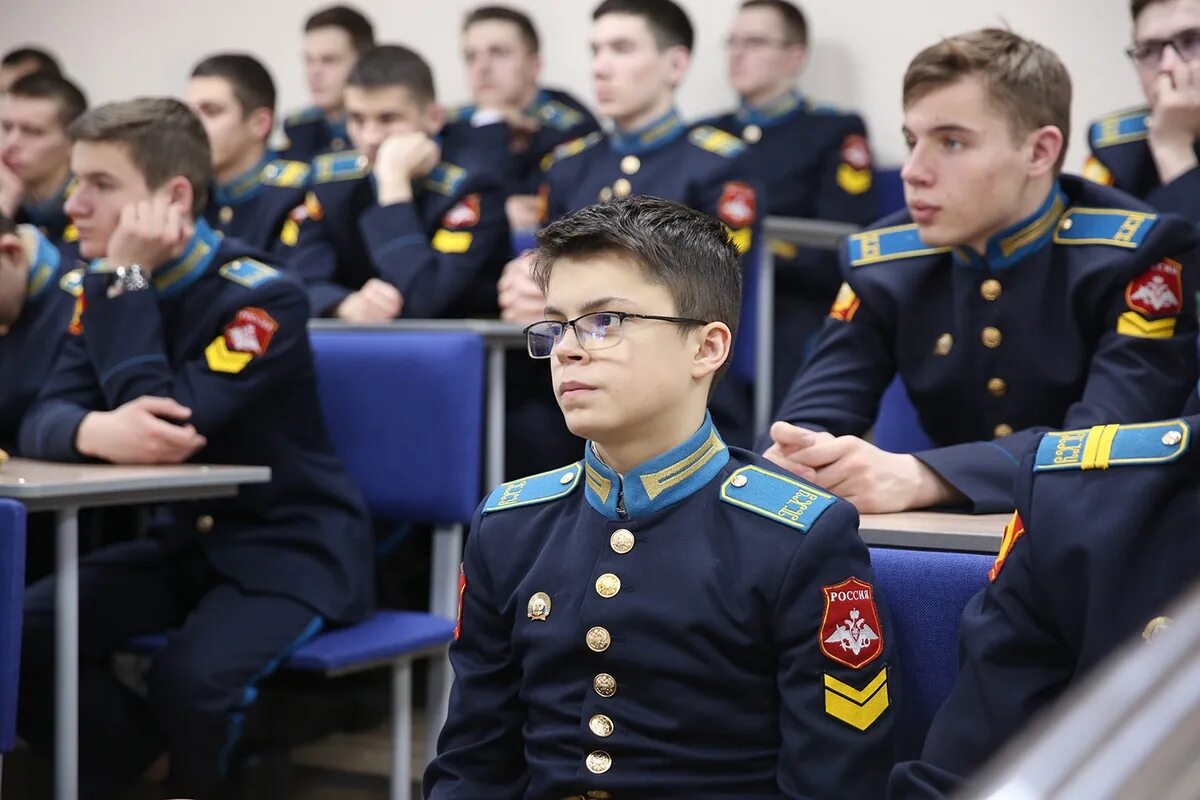 Электронный дневник кадетское президентское. Оренбургское президентское кадетское училище Оренбург. Президентский кадетский корпус Оренбург. Первое президентское кадетское училище в Оренбурге. ПКУ кадеты Оренбург.