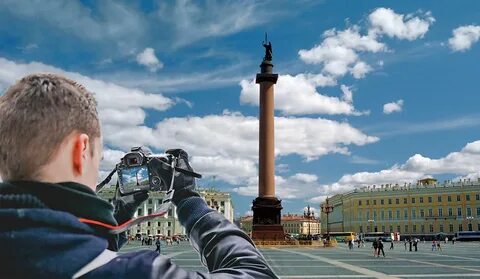Арт объект александровская колонна