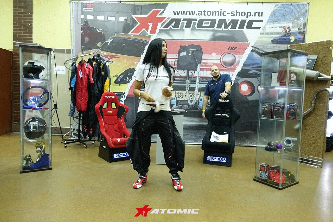 Atomic shop. Магазины Атомик. Atomic shop Москва. Atomic shop Дубай. Купить длс атомик