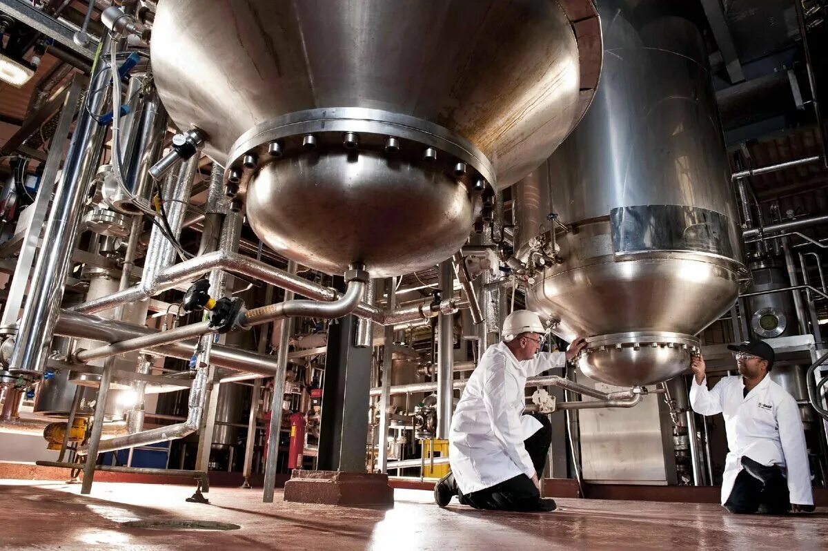 Товары химической промышленности. Основная химия промышленность. Продукция химической промышленности. Продукция хим промышленности. Товары химической промышленности.