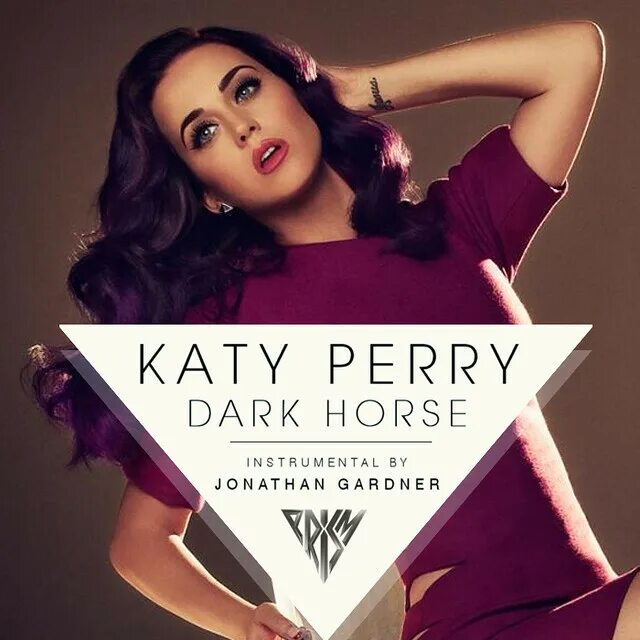 Dark horse feat juicy j katy. Кэти Перри дарк Хорс. Katy Perry, juicy j - Dark Horse. Katy Perry Dark Horse обложка. Katy Perry juicy j.