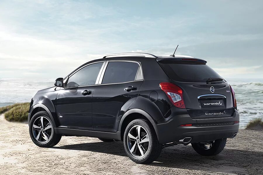 Актион премиальная. SSANGYONG Korando c. SSANGYONG Actyon. SSANGYONG Korando 2021 черный. Санг енг Корандо 2013.