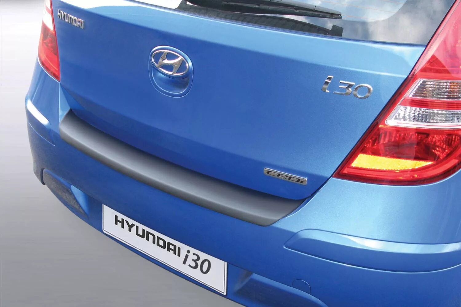 Hyundai i30 задний бампер. Задний бампер i30 FD Sport. Накладка на задний бампер Hyundai i30. Накладка на задний бампер Хендай ай 30. Пластиковая накладка на заднюю дверь